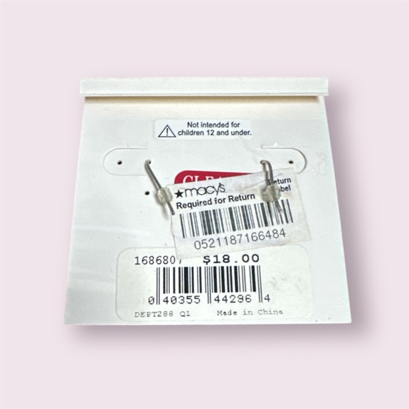 Vintage Macys Earrings - Picture 2 of 2